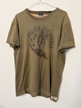 Vintage D&G Olive Green 'Follow The Leader' cowboy Graphic Men's T-Shirt